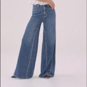 Anthropologie jeans size 32 PILCRO THE PUDDLE wide leg dark blue. High waisted